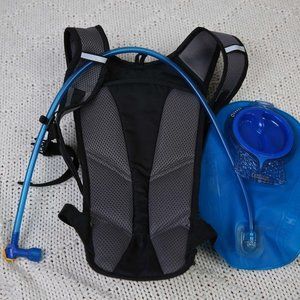 Camelbak Unisex Hydration Backpack black gray New Without Tags